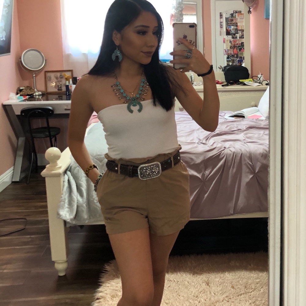 Meet your Posher, Valeria